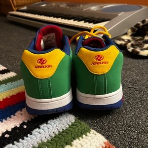 Heelys Colorblock sneakers with wheels